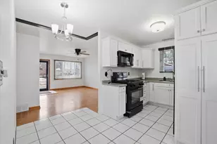 1902 84th St, Kenosha, WI 53143 - Photo 5