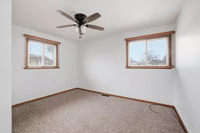 1902  84th St, Kenosha, WI 53143 - Photo 9