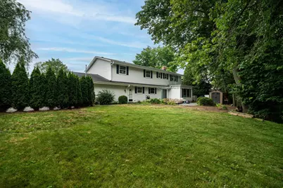 9495 N Fairway Cir, Bayside, WI 53217 - Photo 33