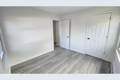 231  Prospect Ave, Pewaukee, WI 53072 - Photo 9