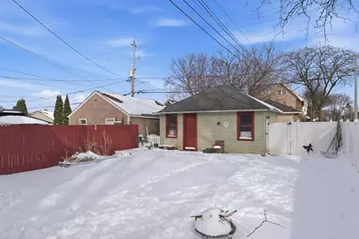 1028 S 61st St, West Allis, WI 53214 - Photo 3