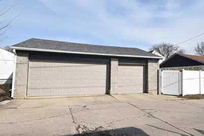 4837 N 46th St, Milwaukee, WI 53218 - Photo 37