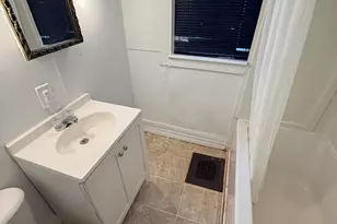 807 S 29th St, Milwaukee, WI 53215 - Photo 15