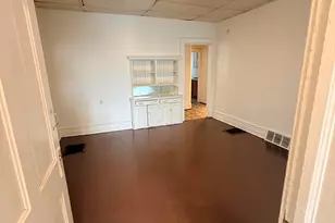 807 S 29th St, Milwaukee, WI 53215 - Photo 17