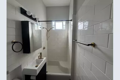 2431 S 34th St #2431, Milwaukee, WI 53215 - Photo 9