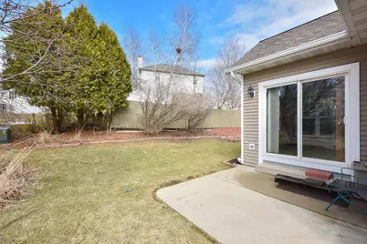 1014  Algoma Dr, Port Washington, WI 53074 - Photo 5