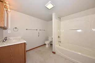 1014 Algoma Dr, Port Washington, WI 53074 - Photo 35