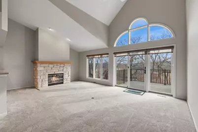 476  Oak Ridge Dr, Hartland, WI 53029 - Photo 7