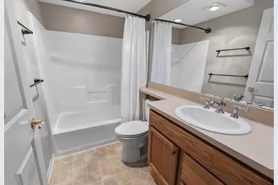 476  Oak Ridge Dr, Hartland, WI 53029 - Photo 35