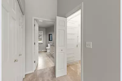 476  Oak Ridge Dr, Hartland, WI 53029 - Photo 23