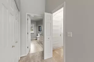 476 Oak Ridge Dr, Hartland, WI 53029 - Photo 23