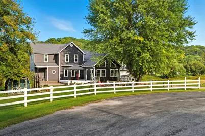 N6754  McCurdy Pl, Onalaska, WI 54636 - Photo 1