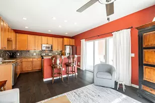 3870 S Lake Dr, Saint Francis, WI 53235 - Photo 15