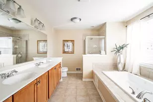 3870 S Lake Dr, Saint Francis, WI 53235 - Photo 33