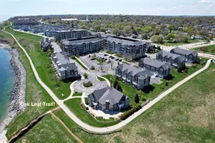 3870 S Lake Dr, Saint Francis, WI 53235 - Photo 43