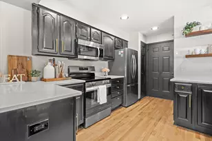 2293A Circle Ridge -, Delafield, WI 53018 - Photo 5