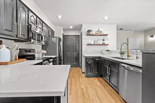 2293A Circle Ridge -, Delafield, WI 53018 - Photo 3