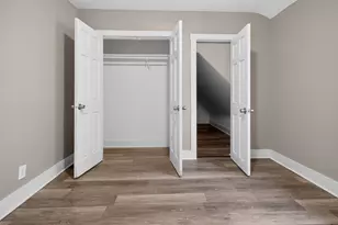 134 E Concordia Ave, Milwaukee, WI 53212 - Photo 15