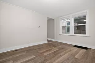 134 E Concordia Ave, Milwaukee, WI 53212 - Photo 37