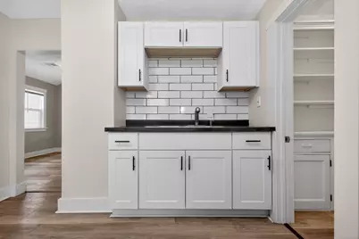 134 E Concordia Ave, Milwaukee, WI 53212 - Photo 9