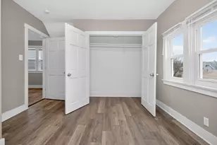 134 E Concordia Ave, Milwaukee, WI 53212 - Photo 17