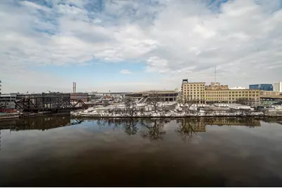 205 N Water St #402, Milwaukee, WI 53202 - Photo 25