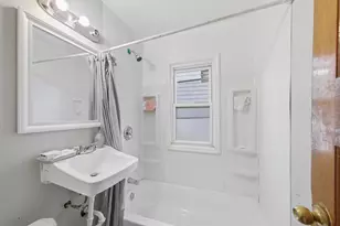 3744 N 39th St, Milwaukee, WI 53216 - Photo 11