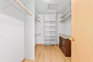 11625 W Sunset Ln, Greenfield, WI 53228 - Photo 19