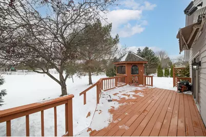 11625 W Sunset Ln, Greenfield, WI 53228 - Photo 29