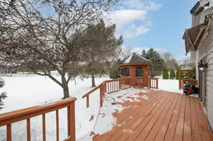 11625 W Sunset Ln, Greenfield, WI 53228 - Photo 29