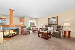11625 W Sunset Ln, Greenfield, WI 53228 - Photo 5