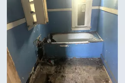 3047 N 22nd St, Milwaukee, WI 53206 - Photo 7