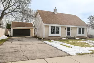 219 Willow Ct, Hartland, WI 53029 - Photo 33