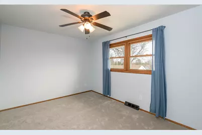 219  Willow Ct, Hartland, WI 53029 - Photo 21