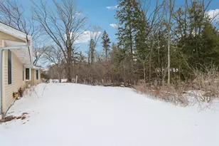 10719 W Calumet Rd, Milwaukee, WI 53224 - Photo 11