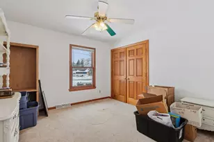 10719 W Calumet Rd, Milwaukee, WI 53224 - Photo 9