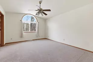 496 Glacier Pass, Slinger, WI 53086 - Photo 11