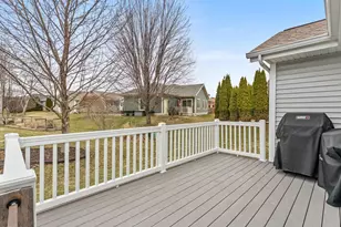 468 Pickett St, Plymouth, WI 53073 - Photo 27