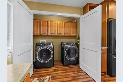 468  Pickett St, Plymouth, WI 53073 - Photo 11