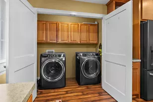 468 Pickett St, Plymouth, WI 53073 - Photo 11