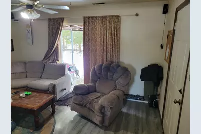 954 S 36th St, Manitowoc, WI 54220 - Photo 11