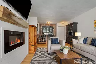 118 Evelyn Ln, Lake Geneva, WI 53147 - Photo 3