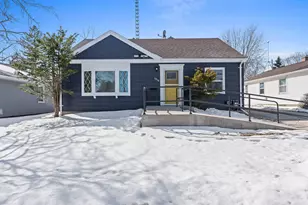 1316 N 8th St, Manitowoc, WI 54220 - Photo 39