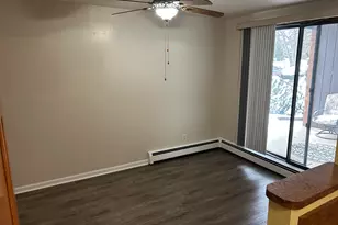 5200 S Tuckaway Blvd, Greenfield, WI 53221 - Photo 9