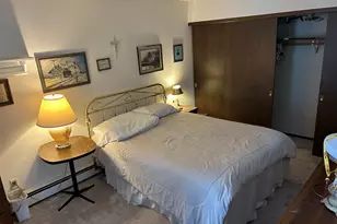 5200 S Tuckaway Blvd, Greenfield, WI 53221 - Photo 13