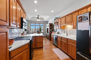 1668 Iroquois Ave, Grafton, WI 53024 - Photo 9