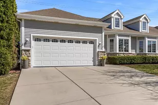 1668 Iroquois Ave, Grafton, WI 53024 - Photo 33