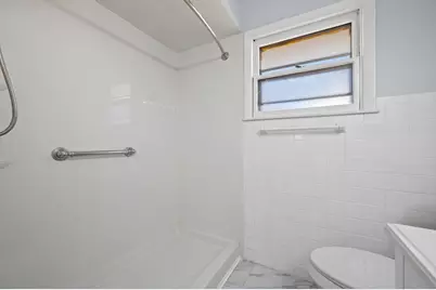 6500 W Glendale Ave, Milwaukee, WI 53218 - Photo 11