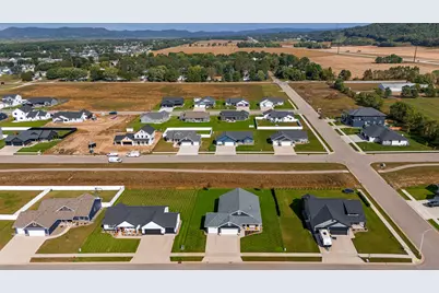 1605  Waxwing Ln, Holmen, WI 54636 - Photo 55