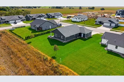 1605  Waxwing Ln, Holmen, WI 54636 - Photo 61